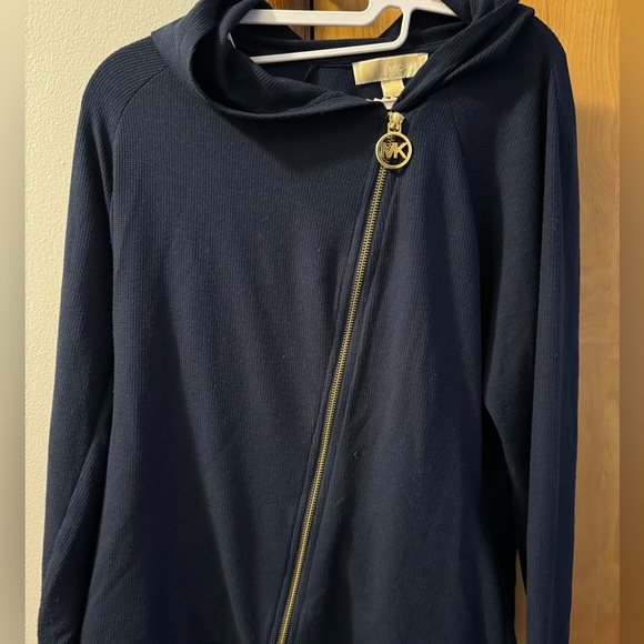 Michael Kors Sandals and Hooded Sweatshirt lot - Picture 6 of 7